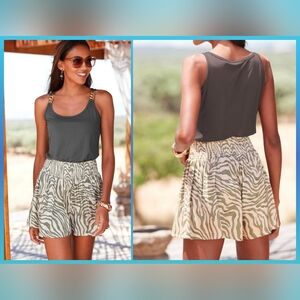 LASCANA Smocked Waist Flowy Shorts Khaki Beige Zebra Stripe